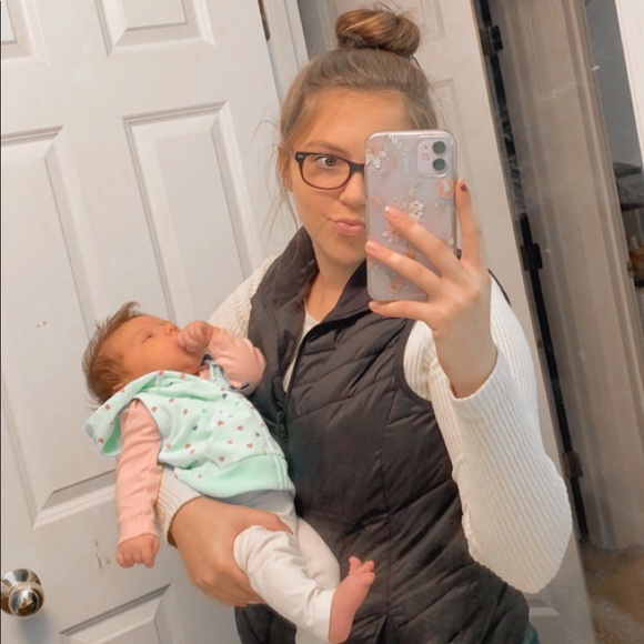 Meet your Posher, Hannah - Picture 8 of 12